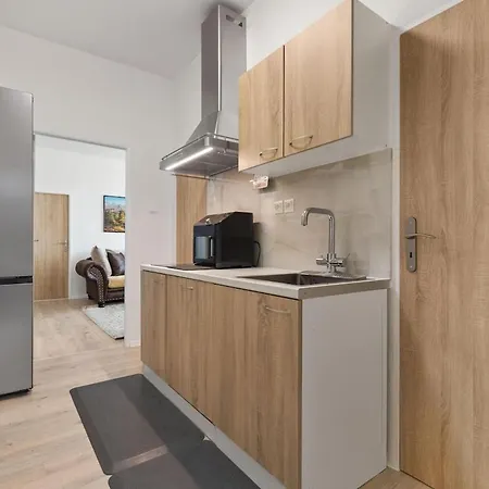 3 Bedrooms And Living In Apartmán Bratislava