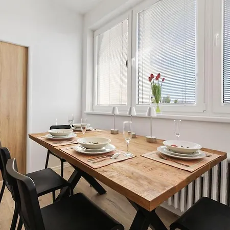 4 For 5, 2 Balconies, Wi-fi 15 Min Centre * Bratislava