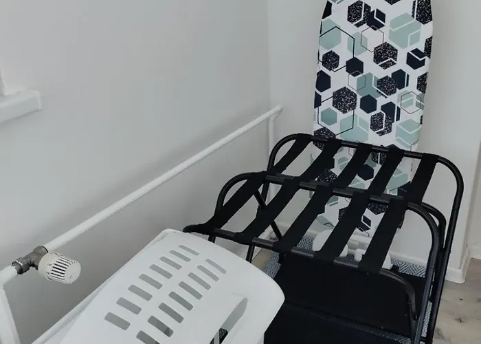 アパート 3 Bedrooms And Living In *