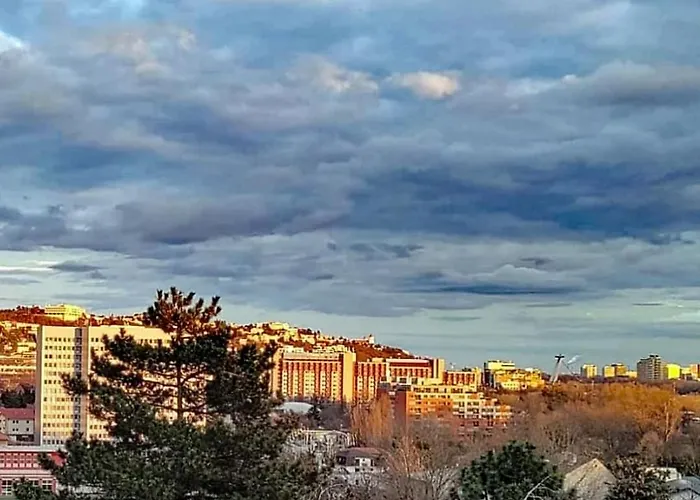 3 Bedrooms And Living In