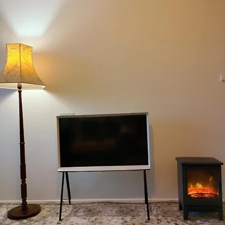 Appartamento 3 Bedrooms And Living In Bratislava